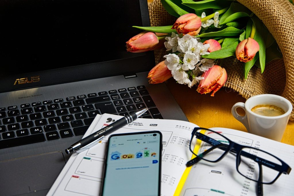 3 Financial Tips for a Home-Based Business 3 Financial Tips for a Home-Based Business