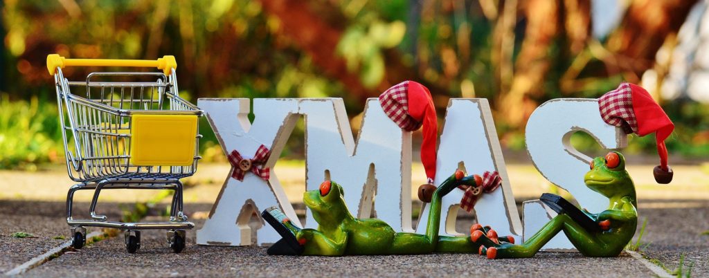 Five Tips to Save Money for Christmas Five Tips to Save Money for Christmas